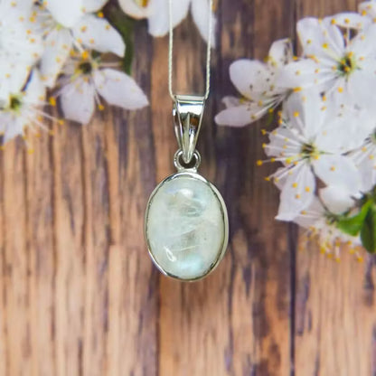 Moonstone Silver Pendant (Certificate)