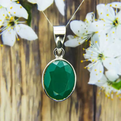 Green Onyx Silver Pendant (Certificate)