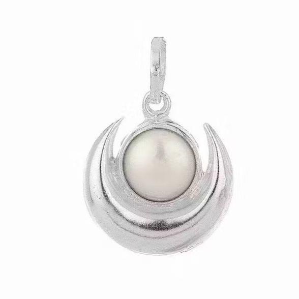 Half Moon Pearl (Moti) Silver Pendant (Certificate)